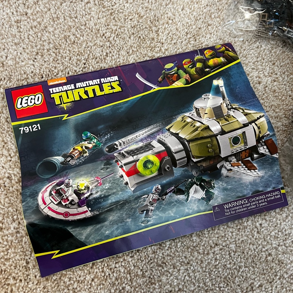LEGO Teenage Mutant Ninja Turtles Set 79121 Turtle Sub Undersea Chase - Picture 7 of 11